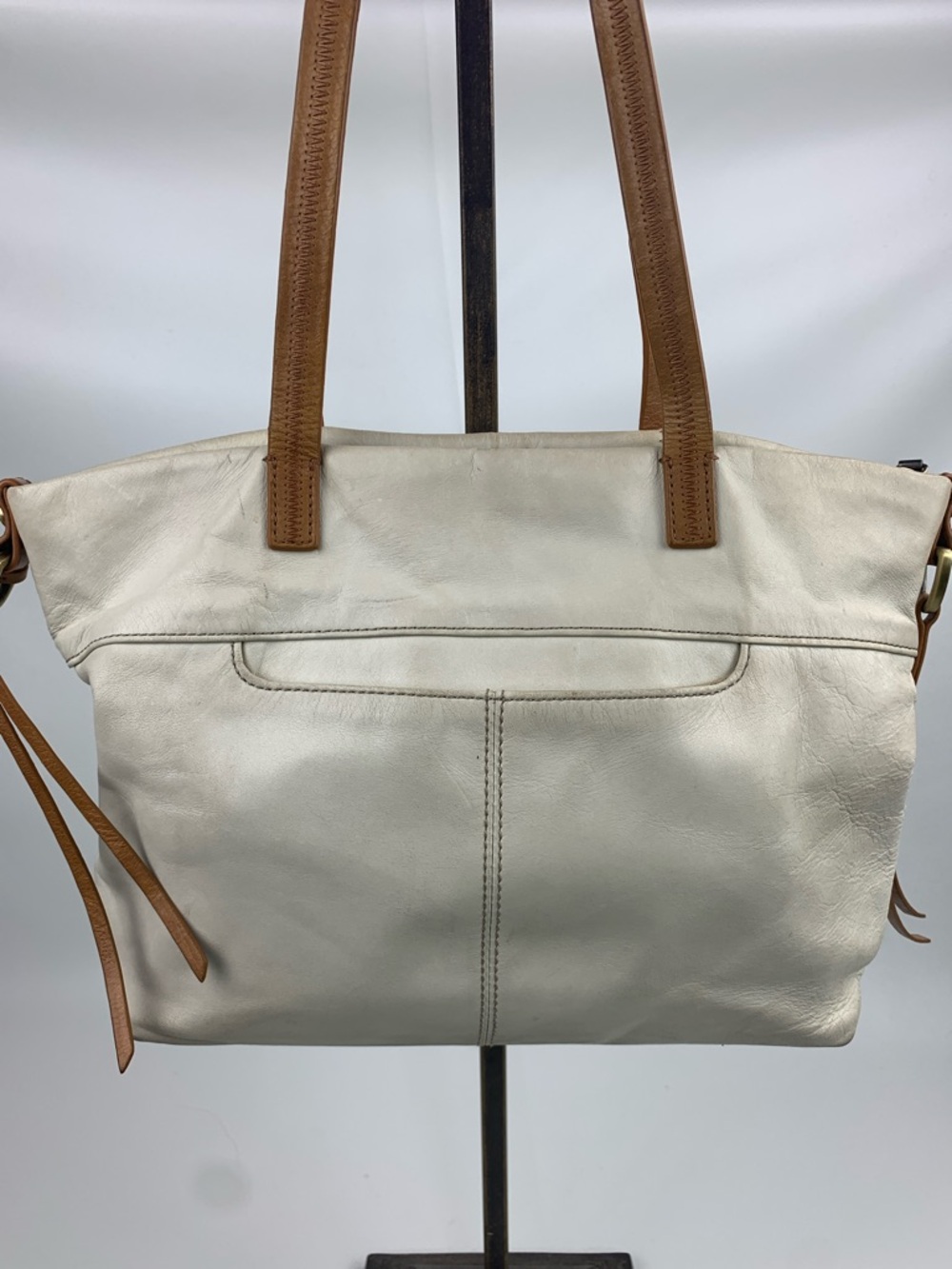HOBO Creme Leather Tote handBag Tan Handles Floral lined pockets brass accents